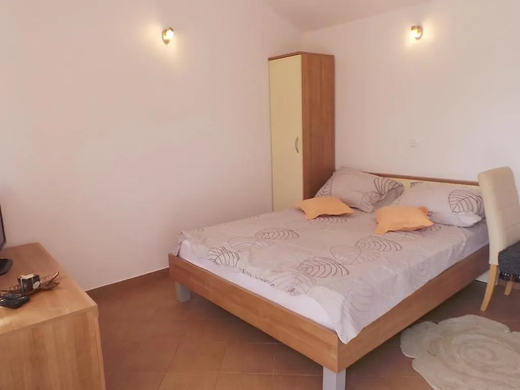 Marino Apartment Seget Vranjica